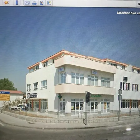 Apartment Renata *